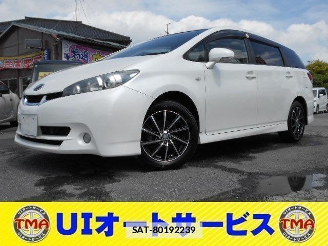 Toyota WISH 2009-04 7820397-12