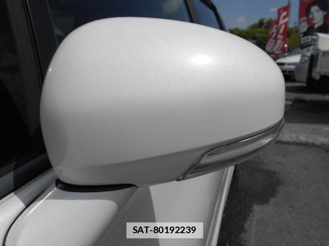 Toyota WISH 2009-04 7820397-15
