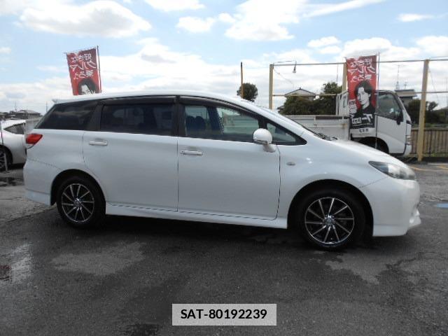 Toyota WISH 2009-04 7820397-9