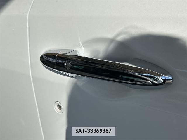Honda WR-V 2025-11 7812790-14