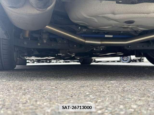 Subaru WRX S4 2015-06 7823149-14