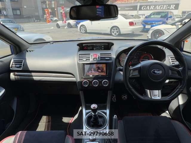 Subaru WRX S4 2017-02 7823156-2