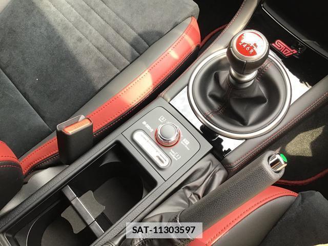 Subaru WRX STI 2020-05 7819467-18