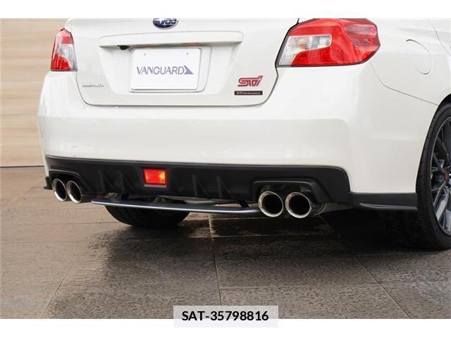 Subaru WRX STI 2018-03 7820366-18