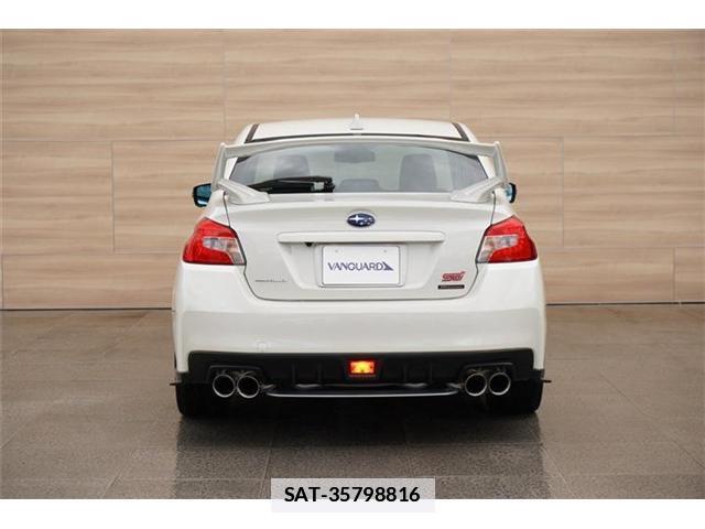 Subaru WRX STI 2018-03 7820366-3