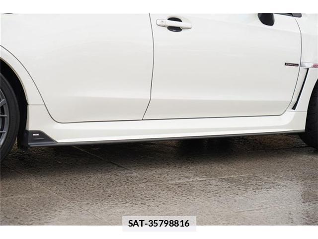 Subaru WRX STI 2018-03 7820366-6