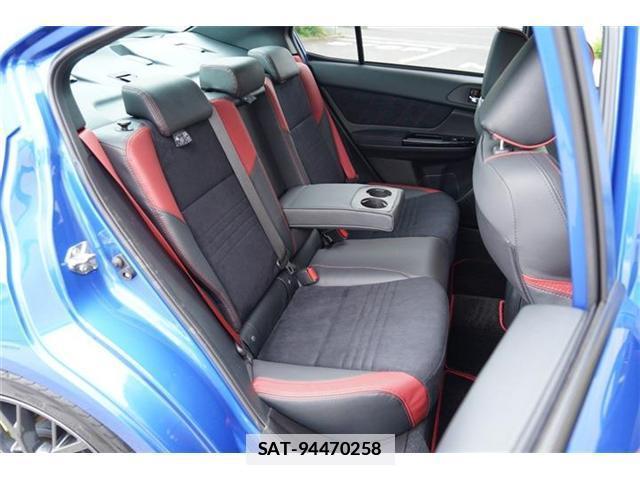 Subaru WRX STI 2017-10 7820371-10