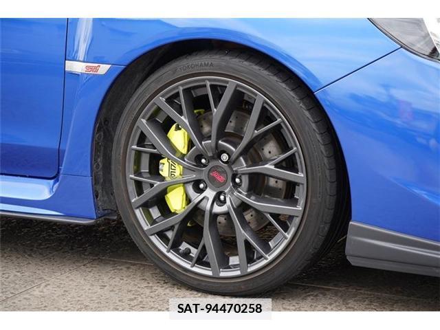 Subaru WRX STI 2017-10 7820371-16