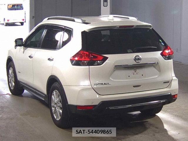 Nissan X-TRAIL 2017-07 7811322-4