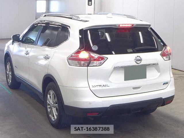 Nissan X-TRAIL 2016-03 7811439-1
