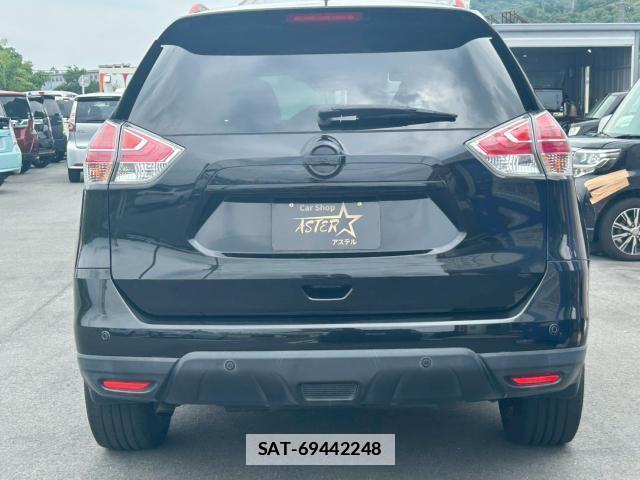 Nissan X-TRAIL 2015-05 7812236-1