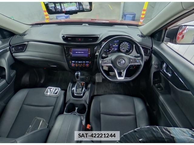 Nissan X-TRAIL 2021-05 7812285-2