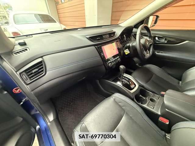 Nissan X-TRAIL 2019-02 7812493-19
