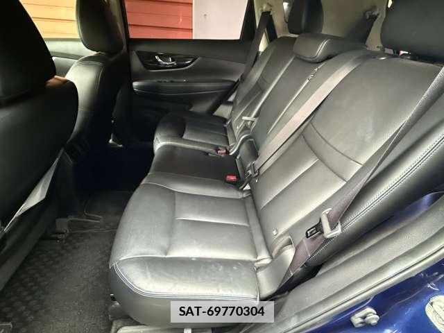 Nissan X-TRAIL 2019-02 7812493-7