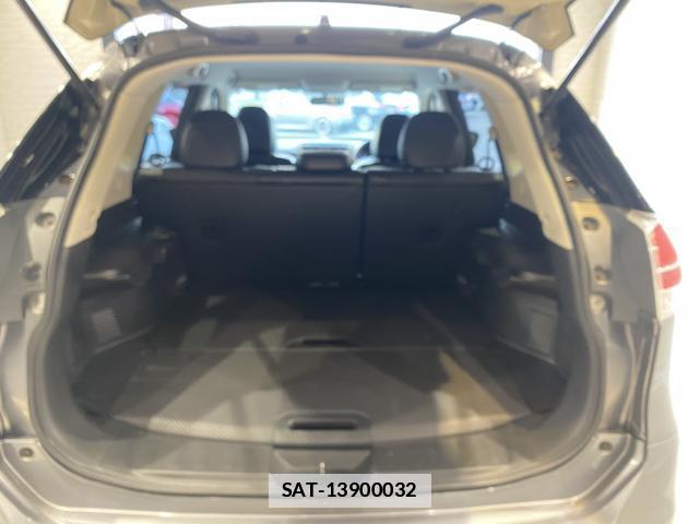 Nissan X-TRAIL 2014-02 7814647-9