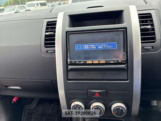 Nissan X-TRAIL 2012-03 7815842-4