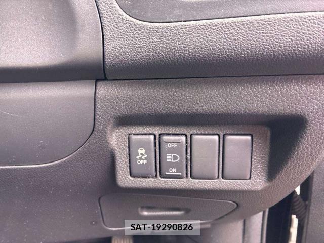 Nissan X-TRAIL 2012-03 7815842-5