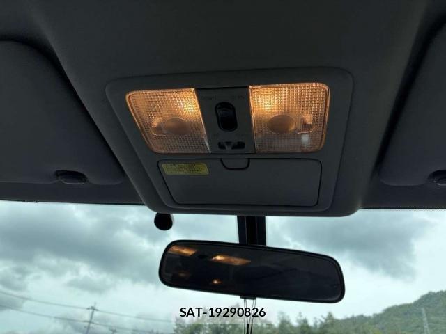 Nissan X-TRAIL 2012-03 7815842-6