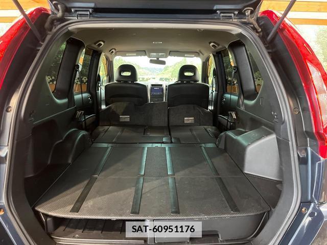 Nissan X-TRAIL 2011-06 7816243-9