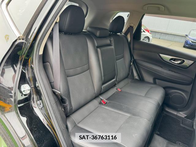 Nissan X-TRAIL 2015-04 7816456-5