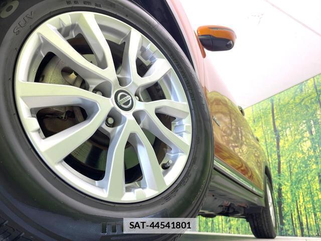 Nissan X-TRAIL 2017-05 7818089-12
