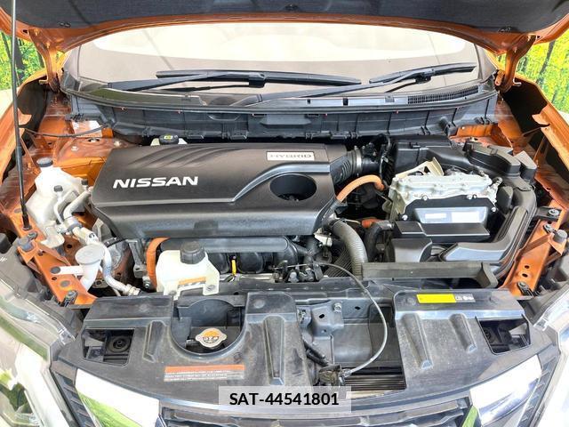 Nissan X-TRAIL 2017-05 7818089-17