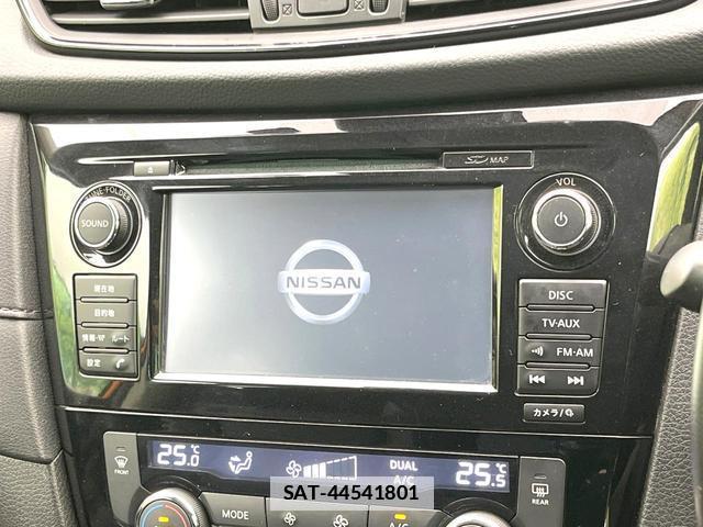 Nissan X-TRAIL 2017-05 7818089-2