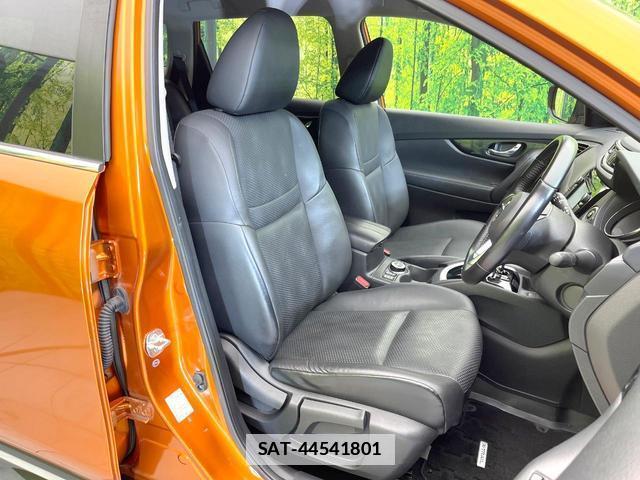 Nissan X-TRAIL 2017-05 7818089-7