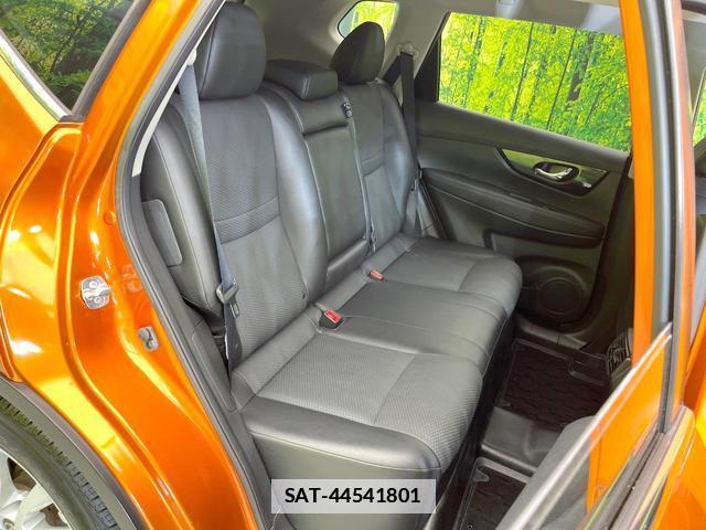 Nissan X-TRAIL 2017-05 7818089-8