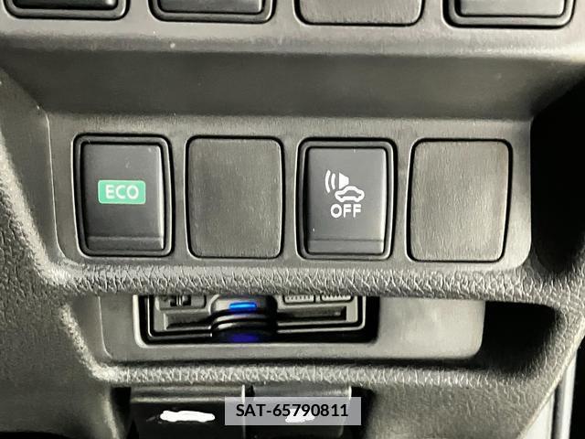 Nissan X-TRAIL 2019-02 7818498-11
