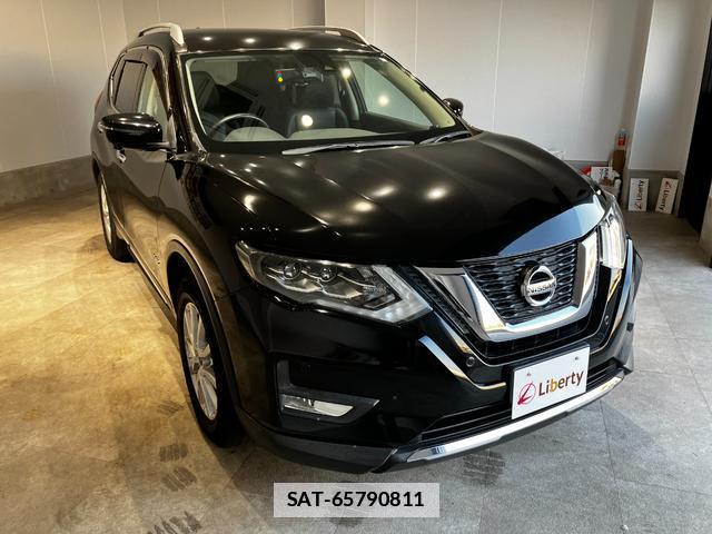 Nissan X-TRAIL 2019-02 7818498-16