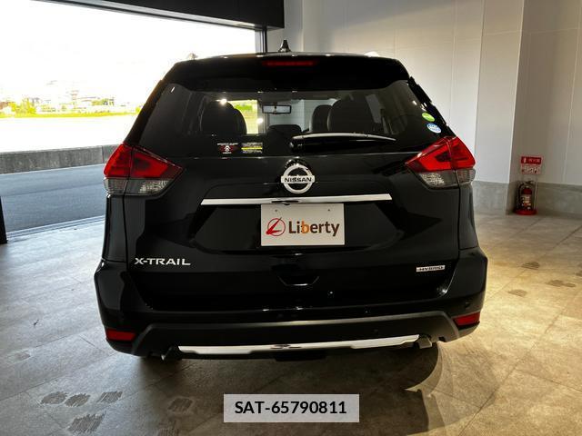 Nissan X-TRAIL 2019-02 7818498-19