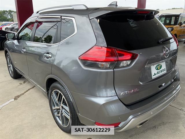 Nissan X-TRAIL 2017-09 7818841-8
