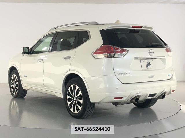 Nissan X-TRAIL 2016-03 7818957-9