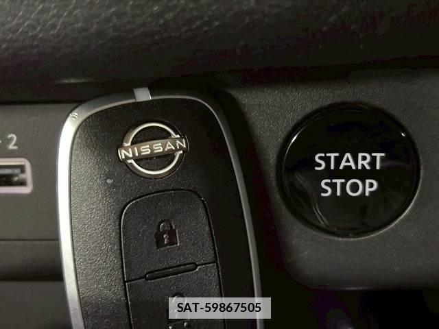 Nissan X-TRAIL 2022-08 7819037-15