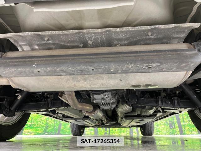 Nissan X-TRAIL 2015-12 7819832-17