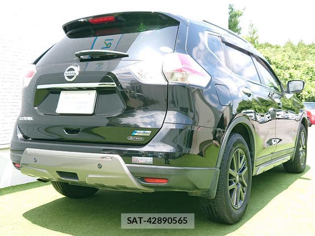 Nissan X-TRAIL 2016-04 7819865-1