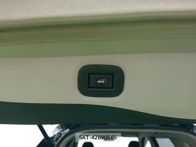 Nissan X-TRAIL 2016-04 7819865-10