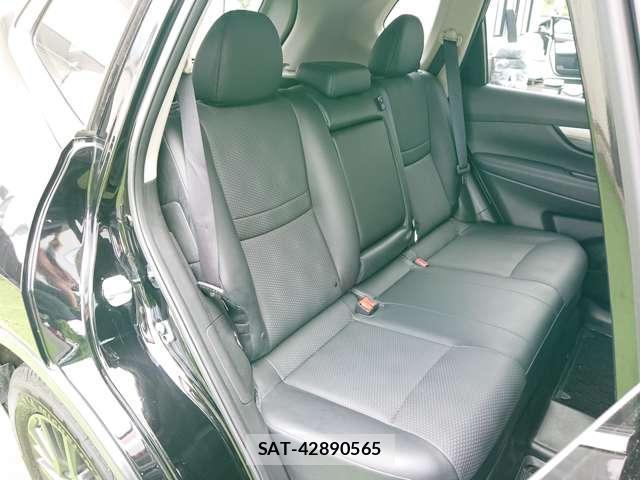Nissan X-TRAIL 2016-04 7819865-14