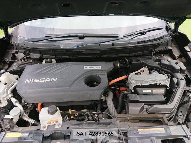 Nissan X-TRAIL 2016-04 7819865-19