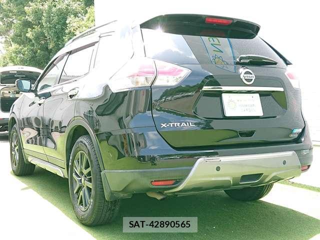 Nissan X-TRAIL 2016-04 7819865-3