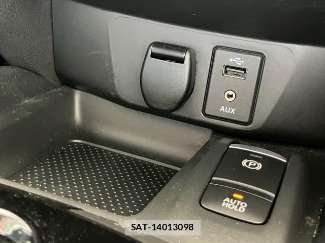 Nissan X-TRAIL 2017-06 7820073-13