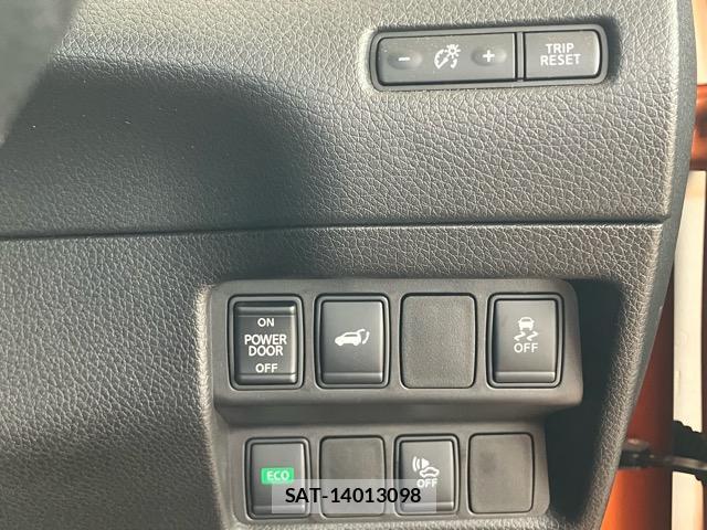 Nissan X-TRAIL 2017-06 7820073-17