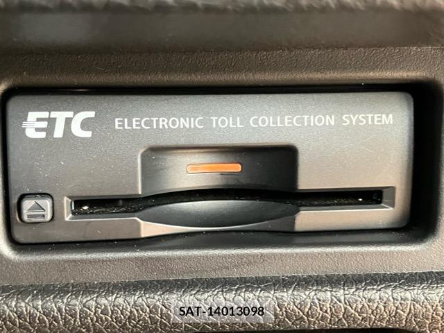 Nissan X-TRAIL 2017-06 7820073-18