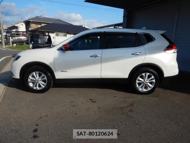 Nissan X-TRAIL 2015-08 7820435-14