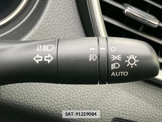 Nissan X-TRAIL 2014-03 7820907-14