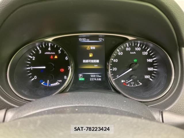 Nissan X-TRAIL 2015-05 7821237-13