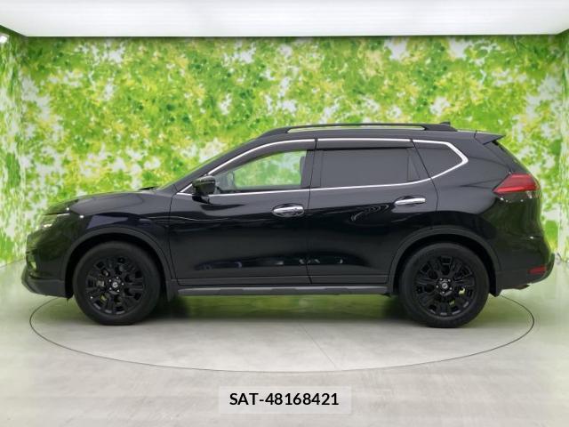 Nissan X-TRAIL 2018-02 7821553-1