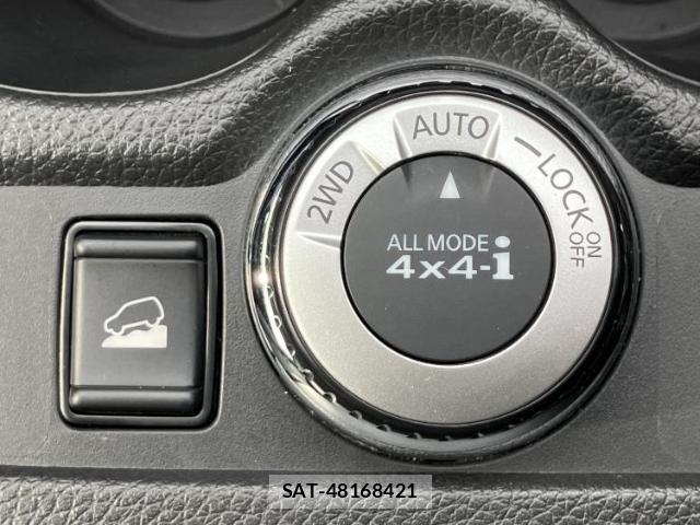 Nissan X-TRAIL 2018-02 7821553-15