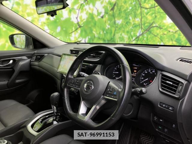 Nissan X-TRAIL 2019-04 7821621-3